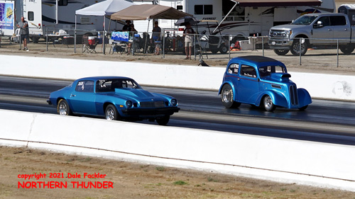 Tony Citro - D/GAS - #767A - '75 Camaro (near lane) vs 
Don Fournier - DGAS - #F762 - '48 Anglia (far lane)